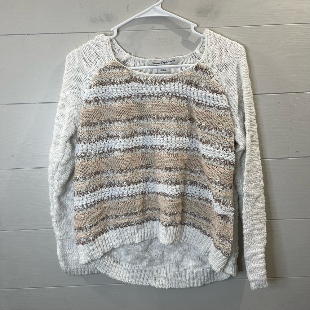 American Rag | Beautiful Sweatshirt with Detailing On Front Size Small